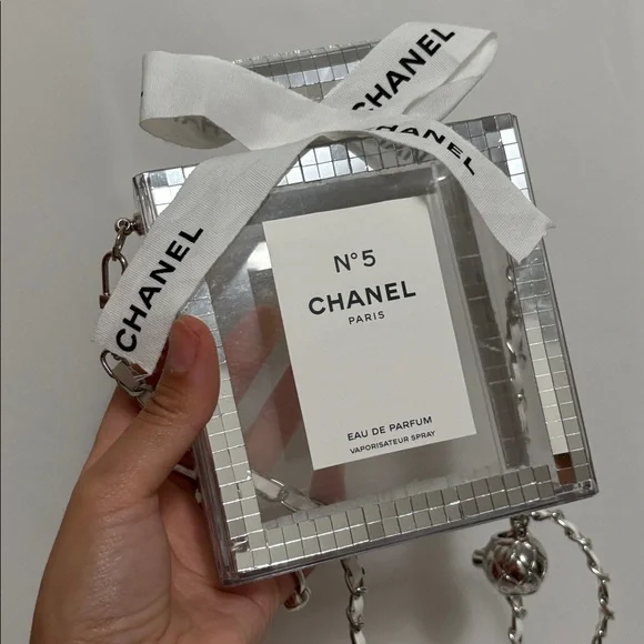 Plastic Clear No 5 Chanel Perfume Bottle Clutch Bag - Picture 6 of 9